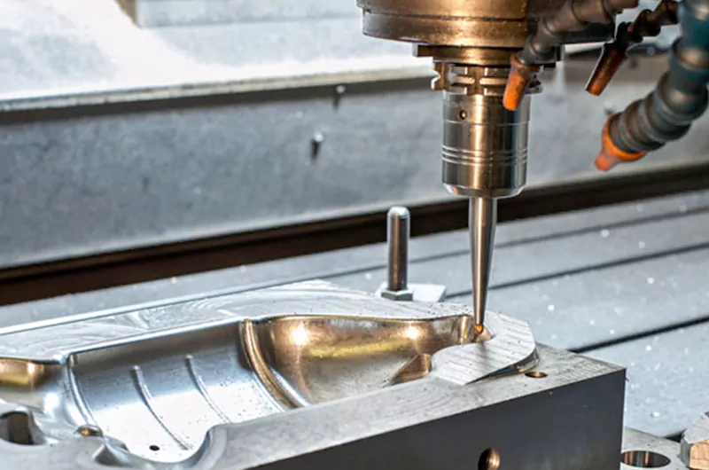 Moulage sous pression d'aluminium : fabrication de pièces métalliques légères et complexes Moulage sous pression d'aluminium : fabrication de pièces métalliques légères et complexes